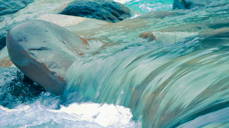 Taufe – Das Gerührte Wasser, der Strom – und der Wind